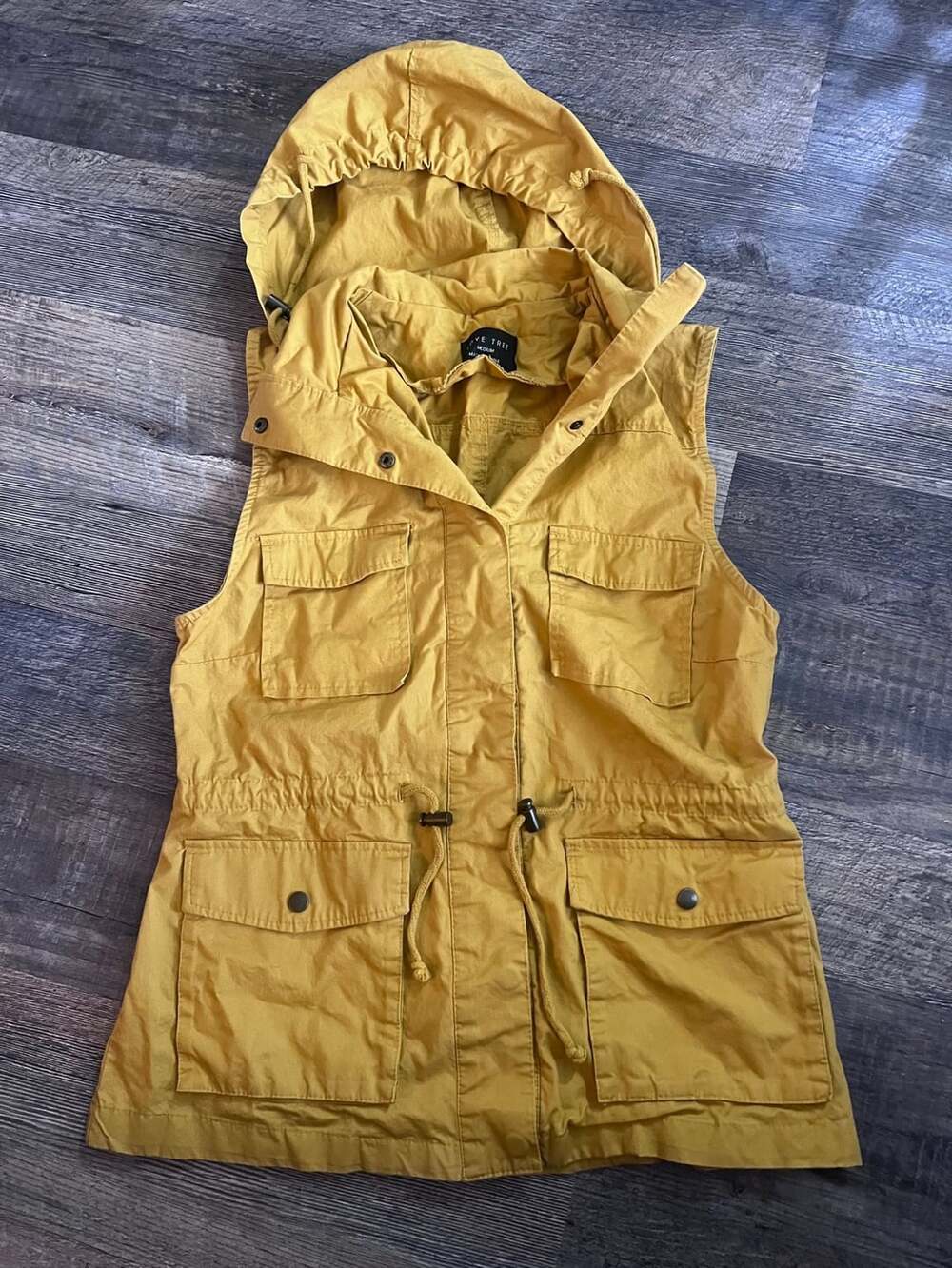 Love Tree Utility Vest Size Medium Mustard Hooded Cargo Jacket